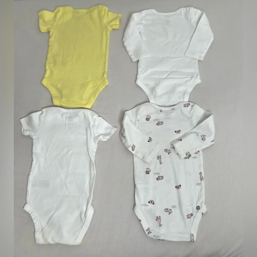 Carters Baby Boy 12 Months Lot Of 4 Summer Clothes  Bodysuits Used